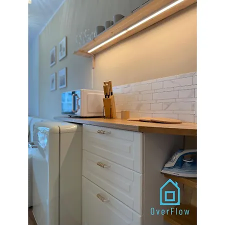 Bohos -2 Min To Center & Seaside Apartment
